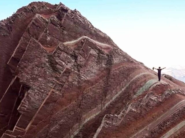 The Sharp Rocks of Pallay Punchu Mountain in Cusco-Perú
