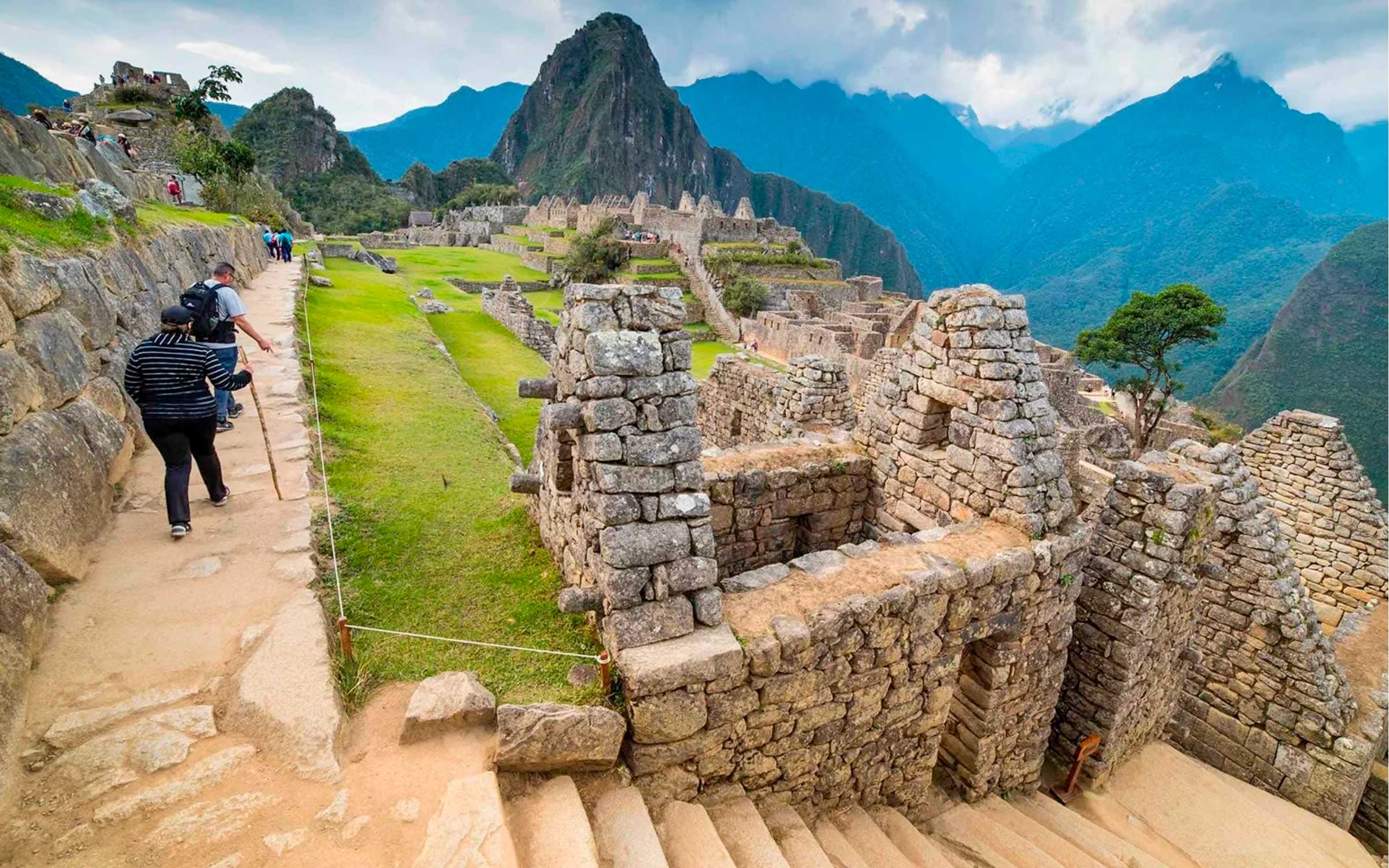 Exploring Machu Picchu in a Single Day