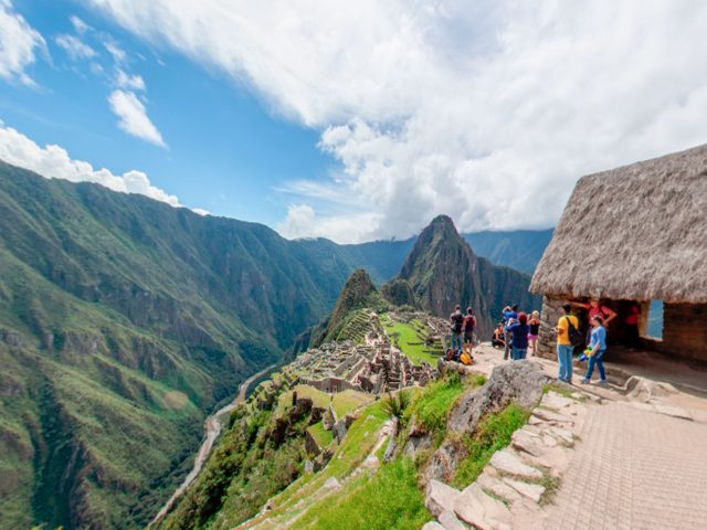 Rainbow Mountain & Machu Picchu Tour 5 Days: Discover Peru’s Beauty
