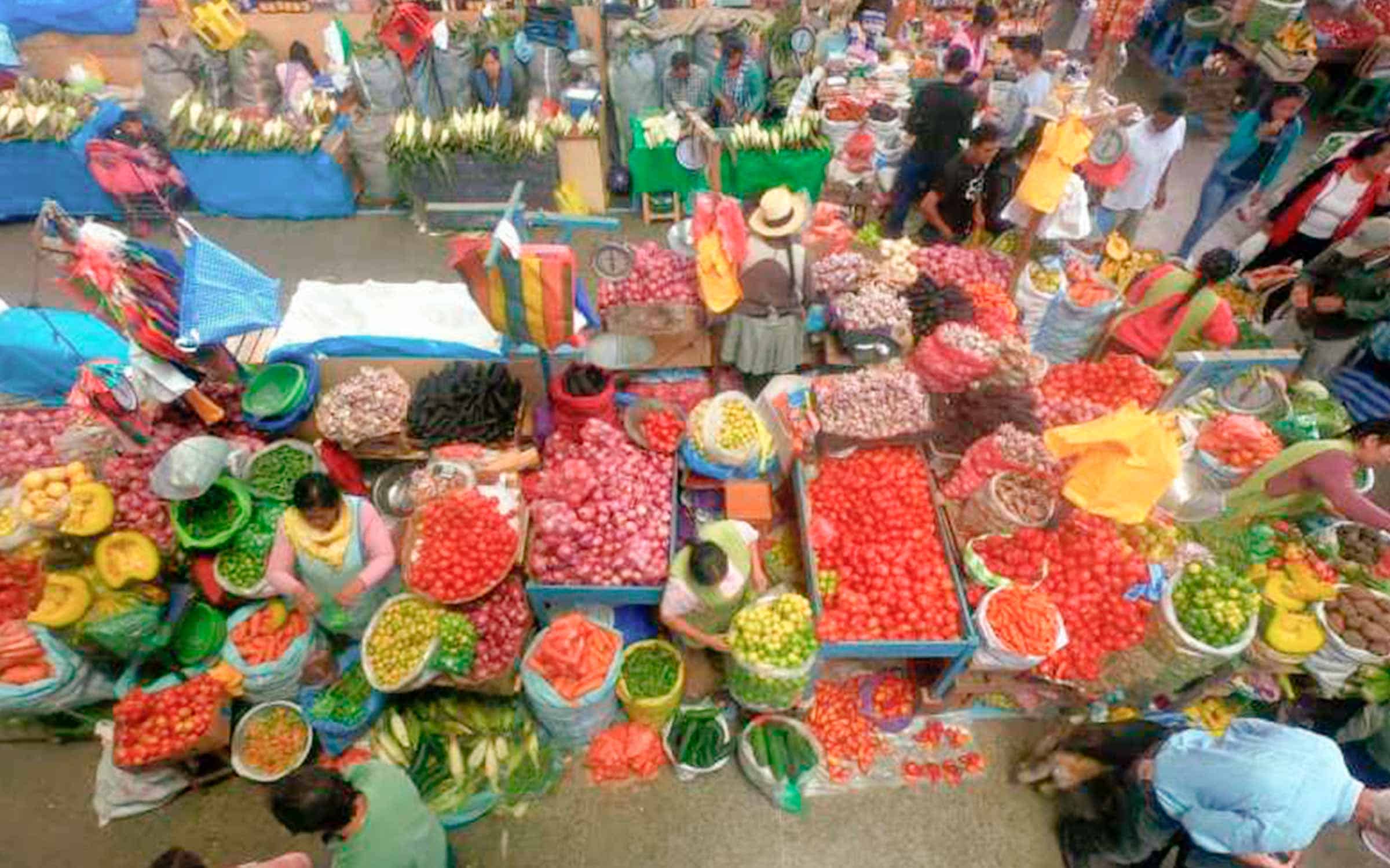 mercado ollantaytambo