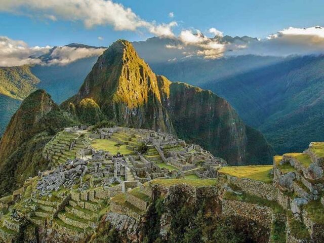 Machu Picchu in March (Weather, Tips and More)