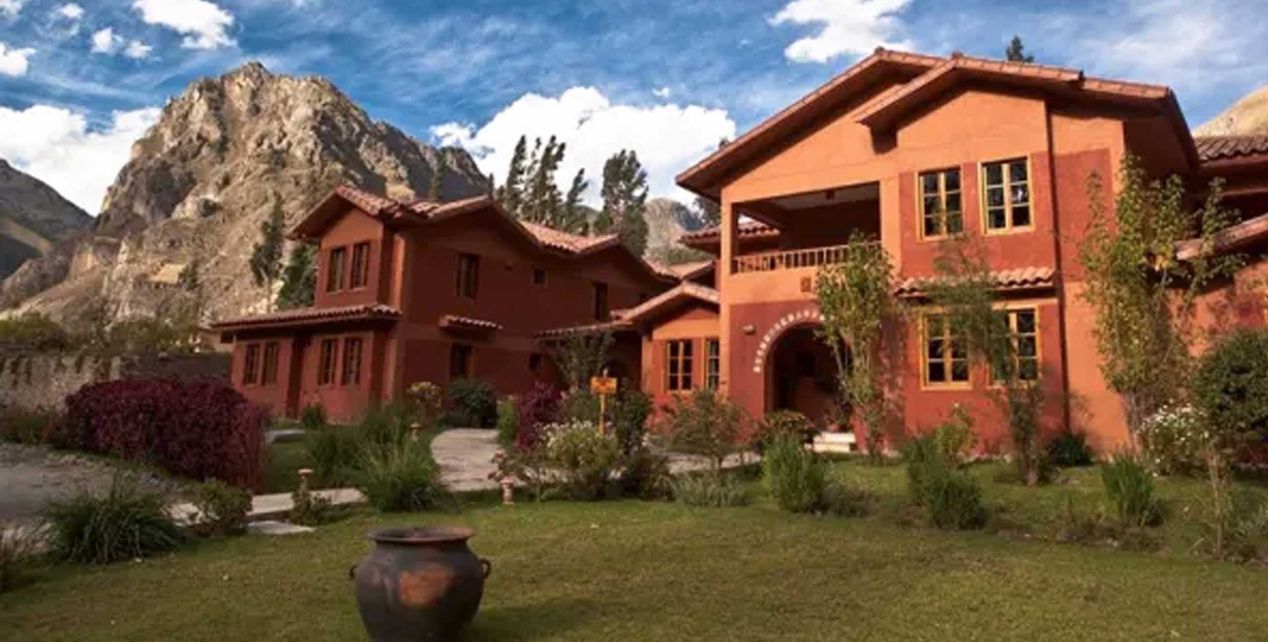 apu lodge ollantaytambo