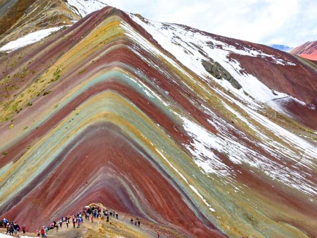 Is it Worth Going to Rainbow Mountain in Peru? 5 Resasons to Go