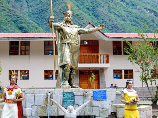Top Things to Do in Machu Picchu Town: Exploring Aguas Calientes