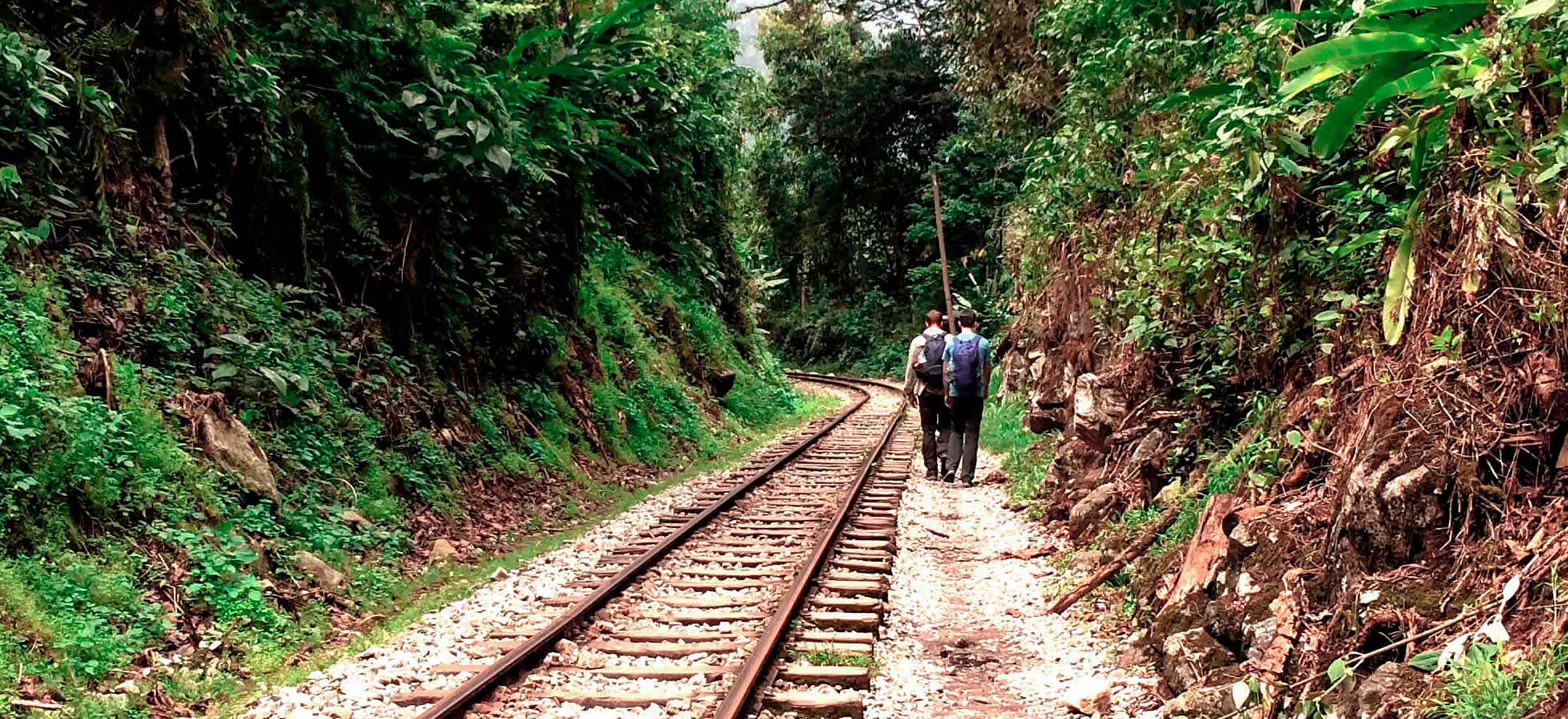 Traveling to Machu Picchu by bus