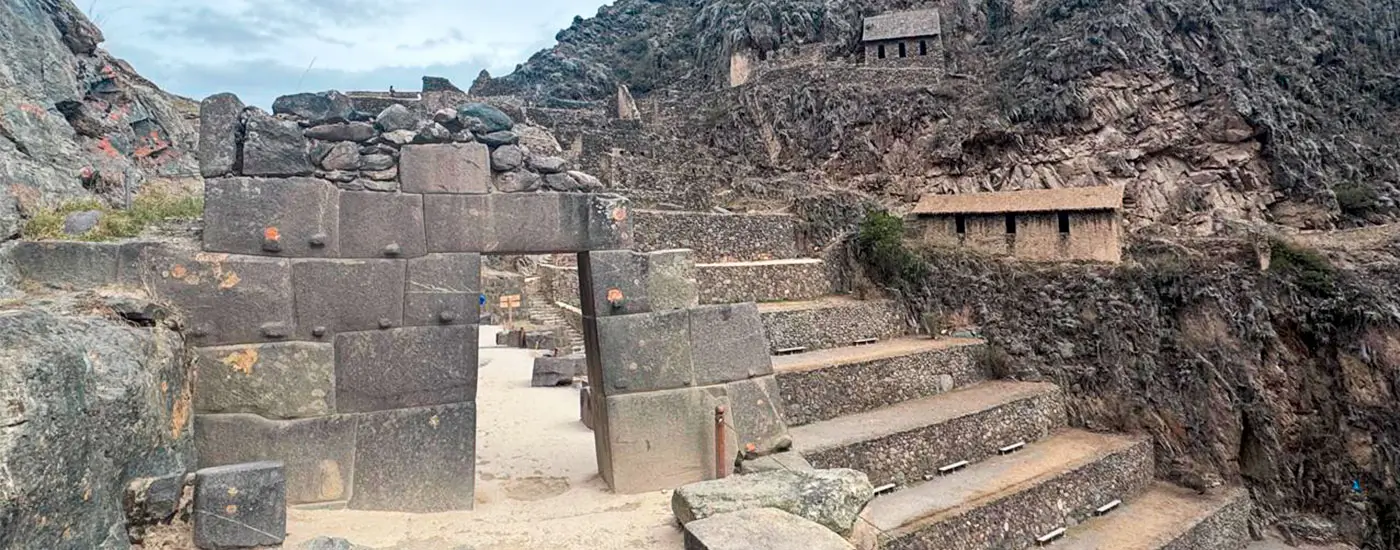 Ollantaytambo Ruins Peru